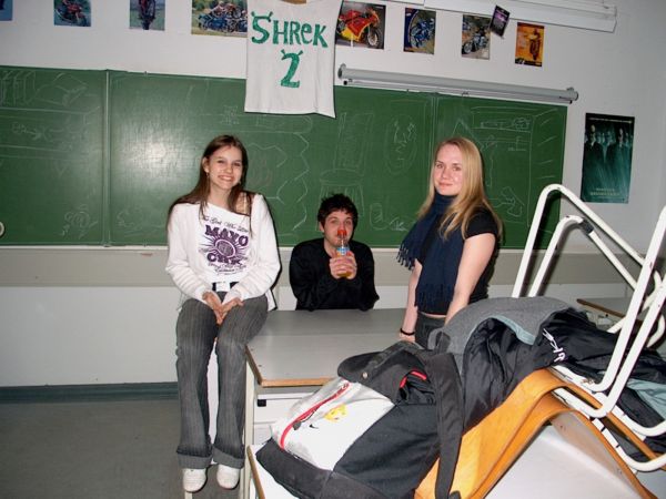Andrs s a lnyok, Andi s Zsfi elads utn, nem sokkal hazainduls eltt
